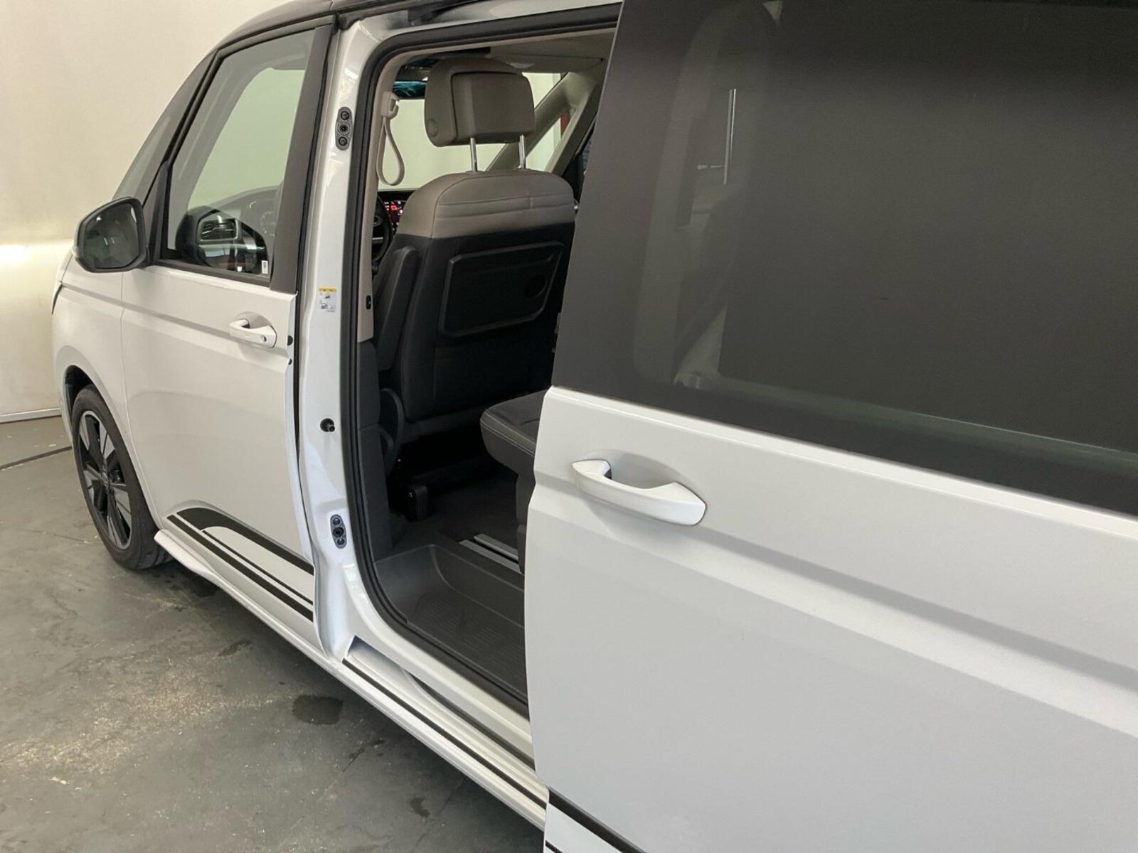 Volkswagen Multivan – Bild 18