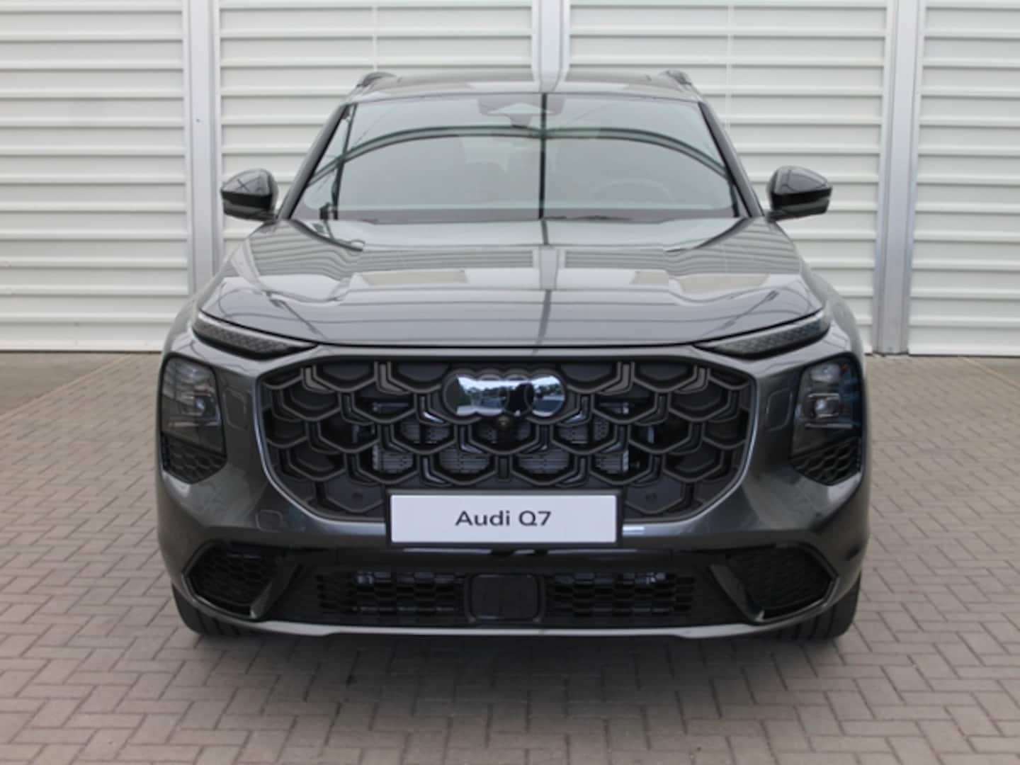 Bild über Audi Q7 SUV TDI quattro 220 kW tiptronic - für weitere Informationen kontaktieren Sie den Audi Partner