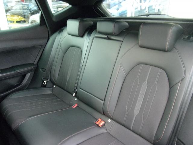Bild des Autos 28