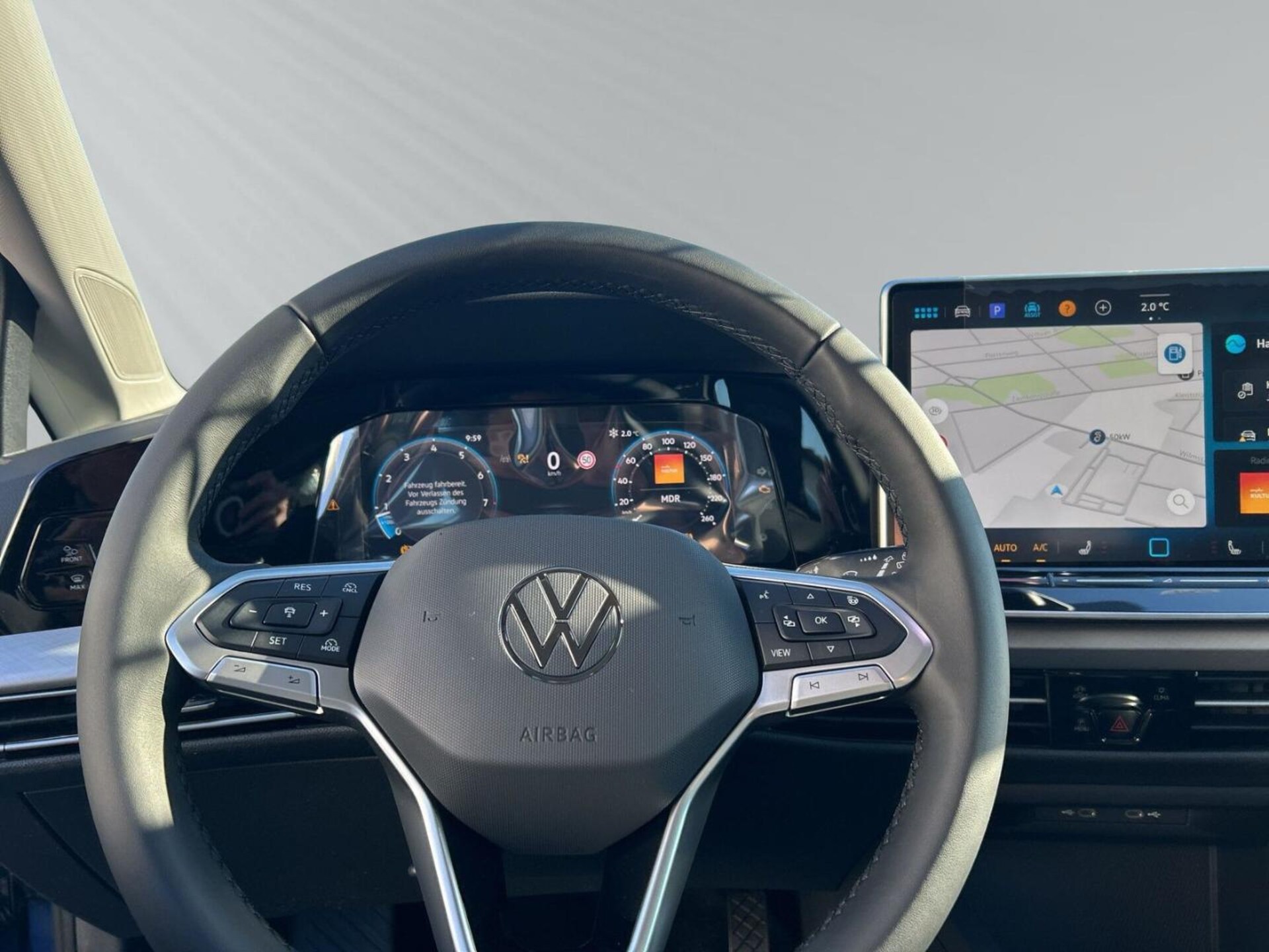Volkswagen Golf Life