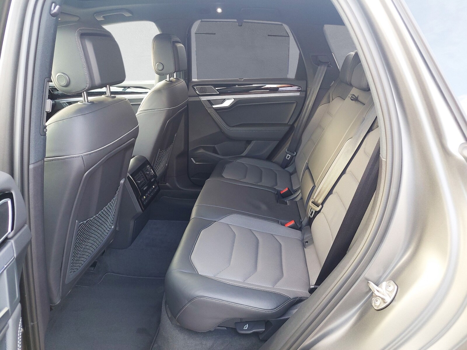 Volkswagen Touareg – Bild 12