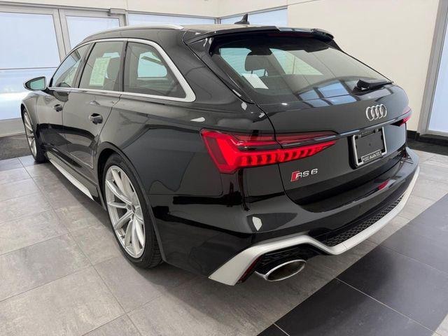 2022 Audi RS6 Avant