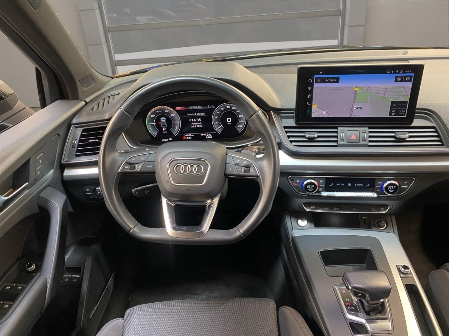 Bild über Audi Q5 TFSI e S line 50 TFSI e quattro S tronic - für weitere Informationen kontaktieren Sie den Audi Partner