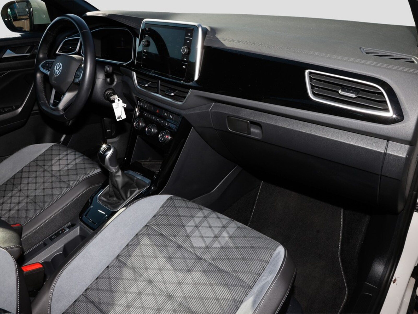 Volkswagen T-Roc – Bild 8