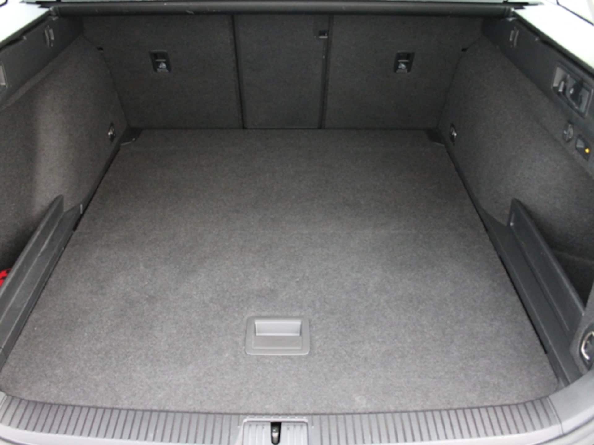 Volkswagen Passat Variant Elegance