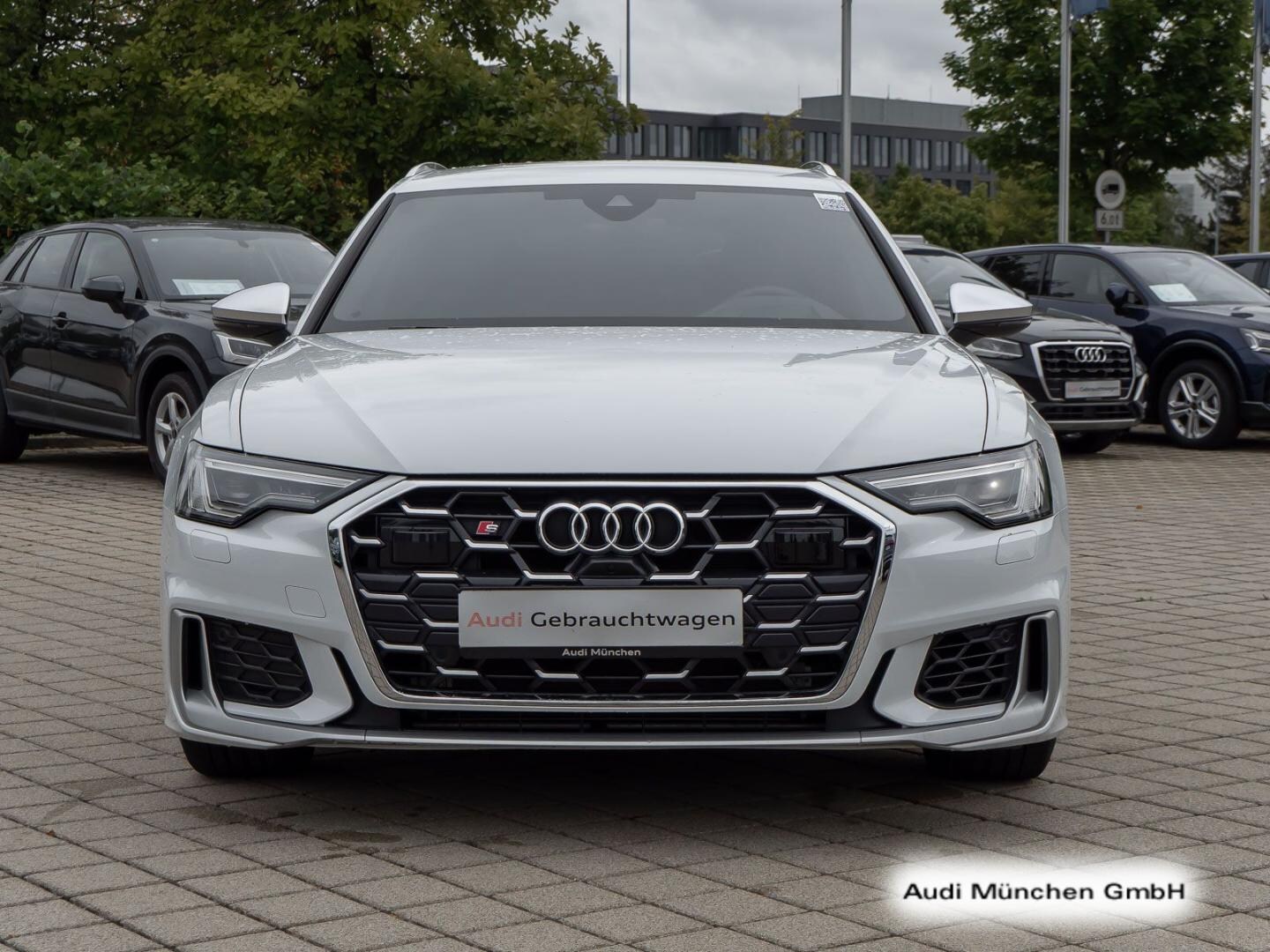 Bild über Audi S6 Avant TDI quattro tiptronic - für weitere Informationen kontaktieren Sie den Audi Partner