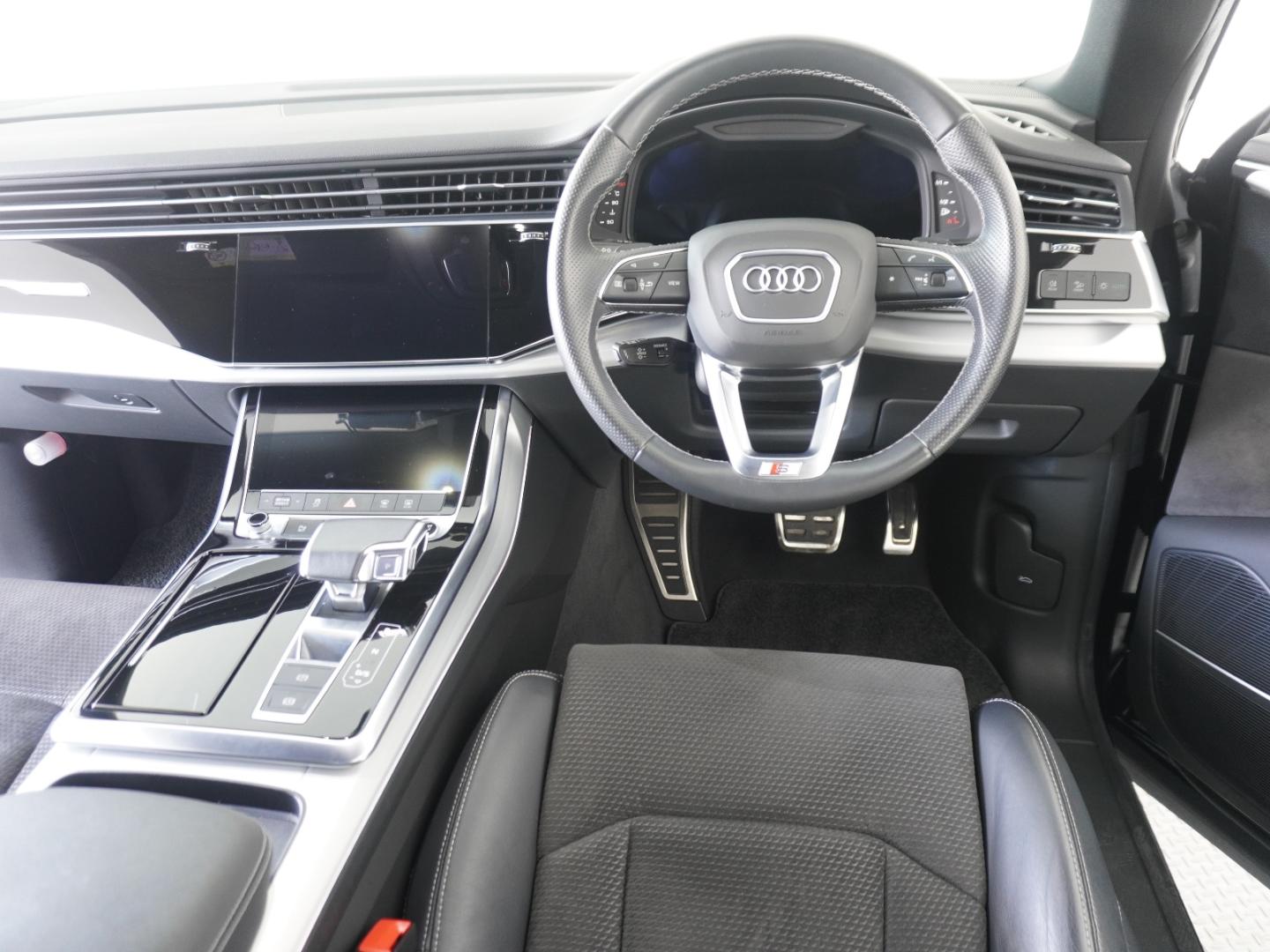 Image about Audi Q8 55 TFSI quattro debut package S line 250(340) kW(PS) tiptronic
