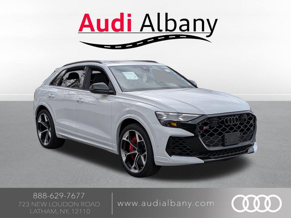 2026 Audi RS Q8 -'s photo
