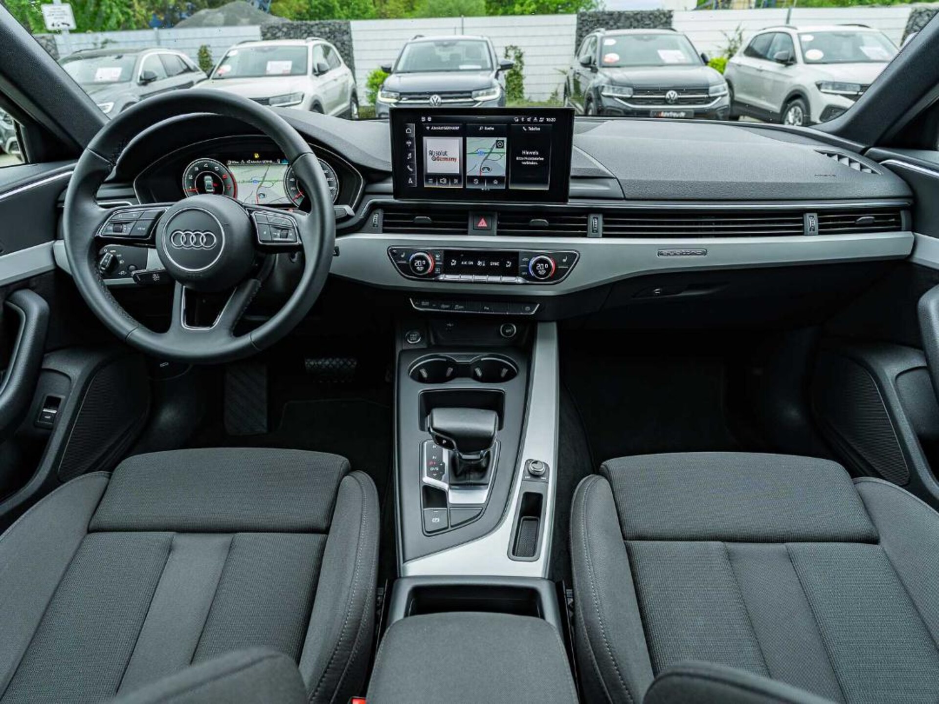 Audi A4 Limousine S line