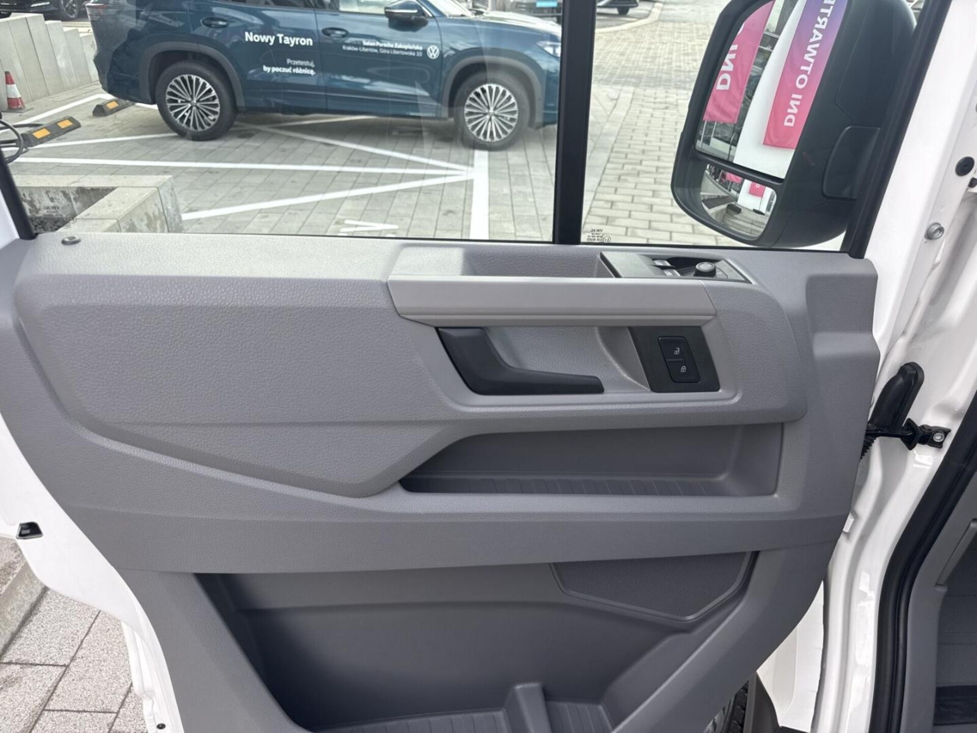 Volkswagen Crafter Furgon długi rozstaw osi