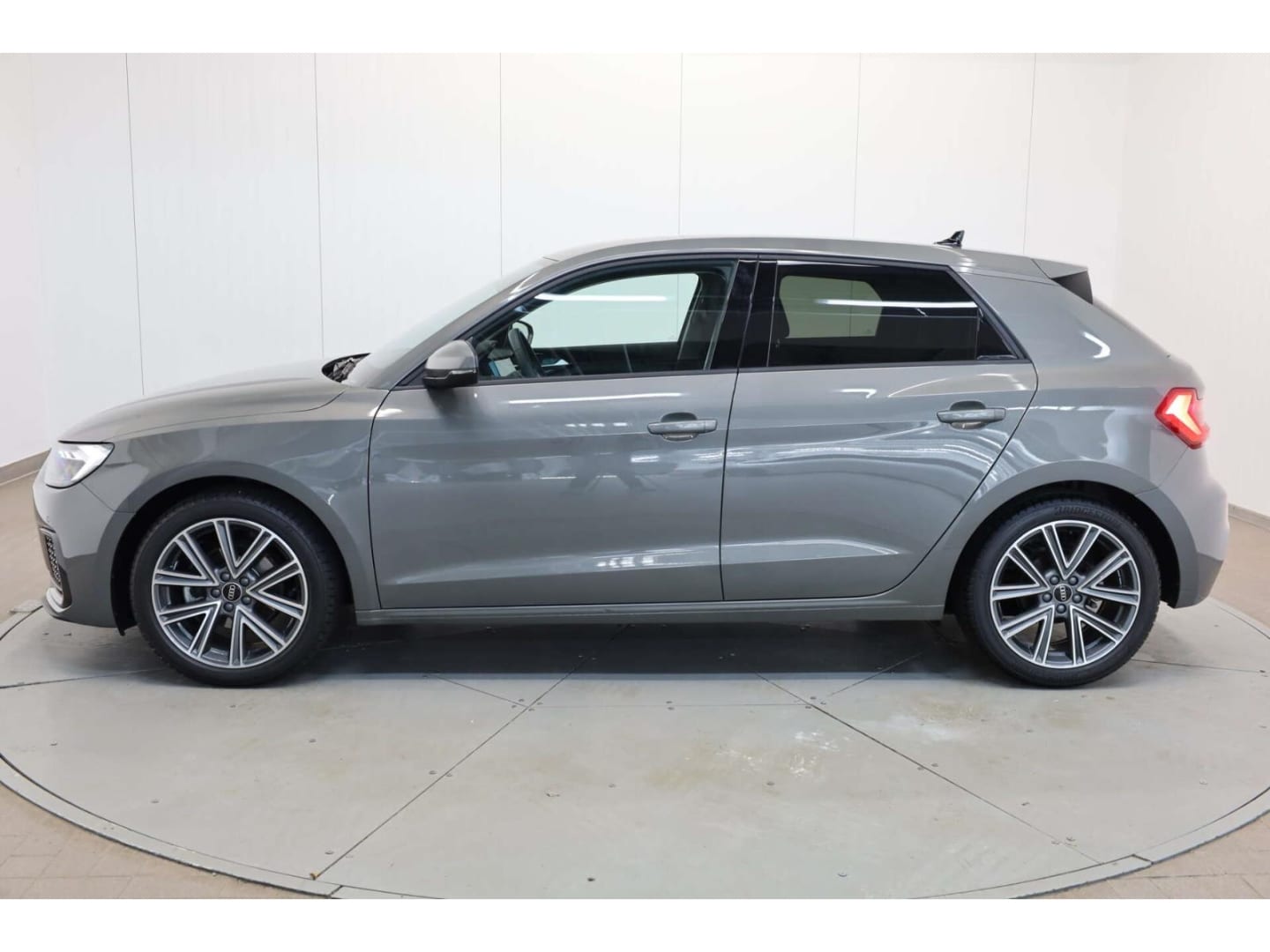 Bild über Audi A1 Sportback advanced 35 TFSI S tronic - für weitere Informationen kontaktieren Sie den Audi Partner