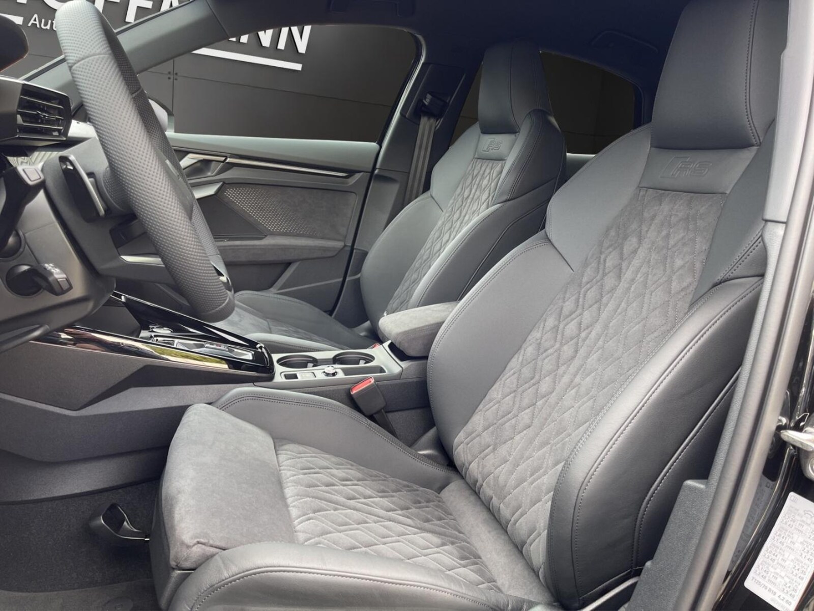 Audi RS 3 Limousine – Bild 7