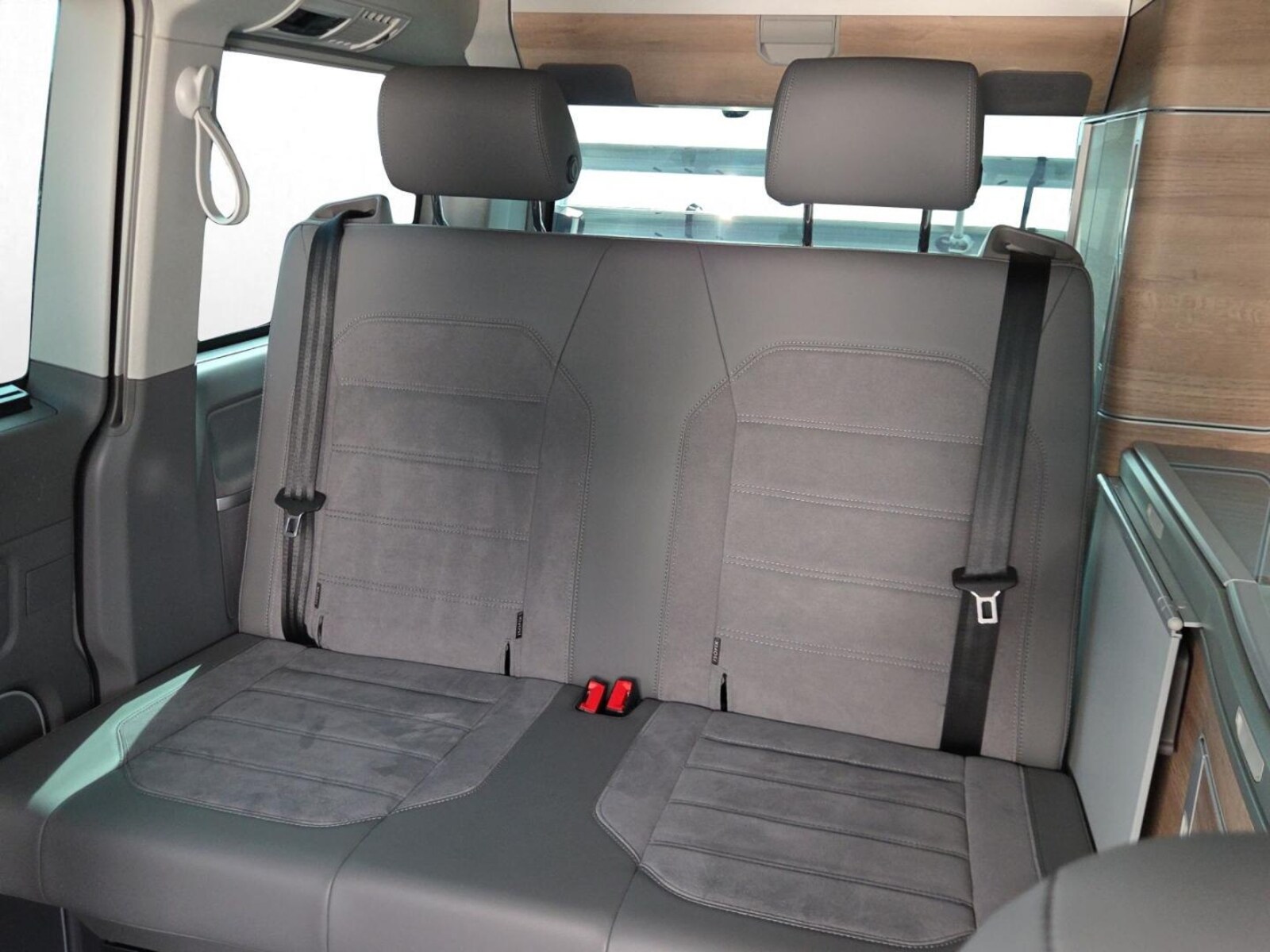 Volkswagen T6.1 California – Bild 13