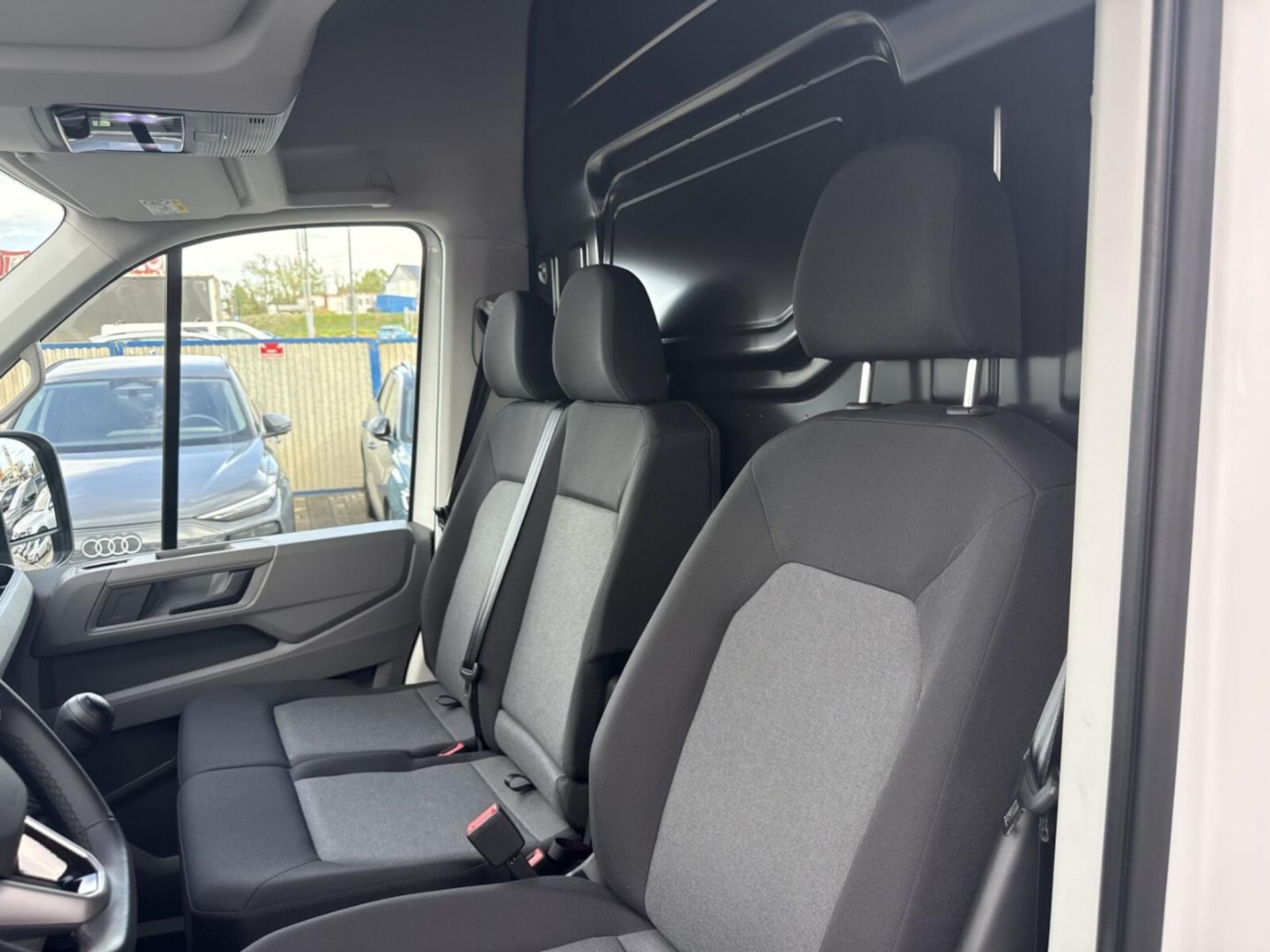 Volkswagen Crafter Furgon długi rozstaw osi