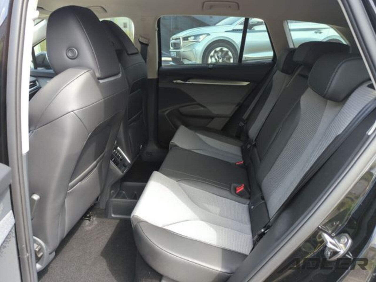 Škoda Enyaq – Bild 11
