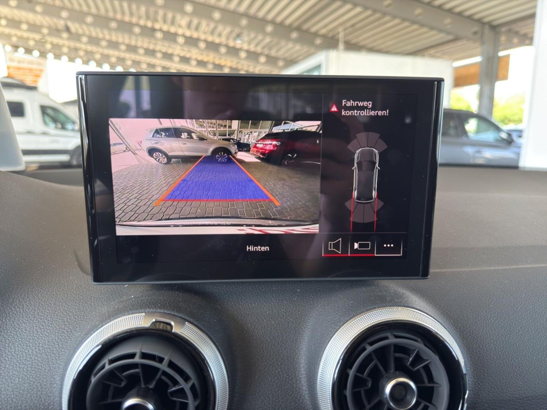 Audi Q2 Advanced