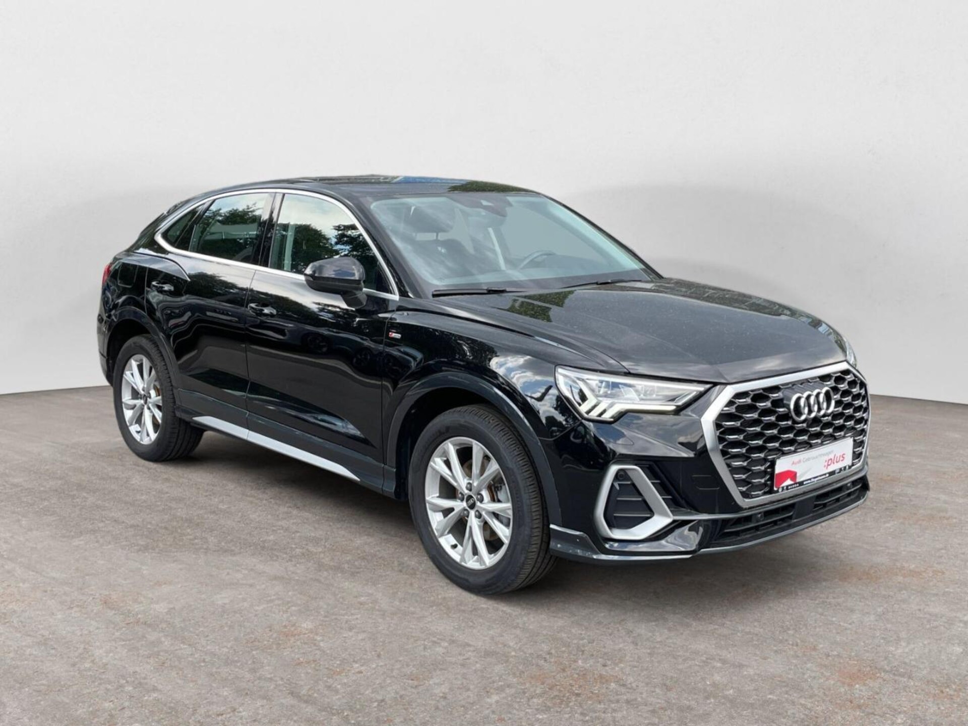 Audi Q3 Sportback S line
