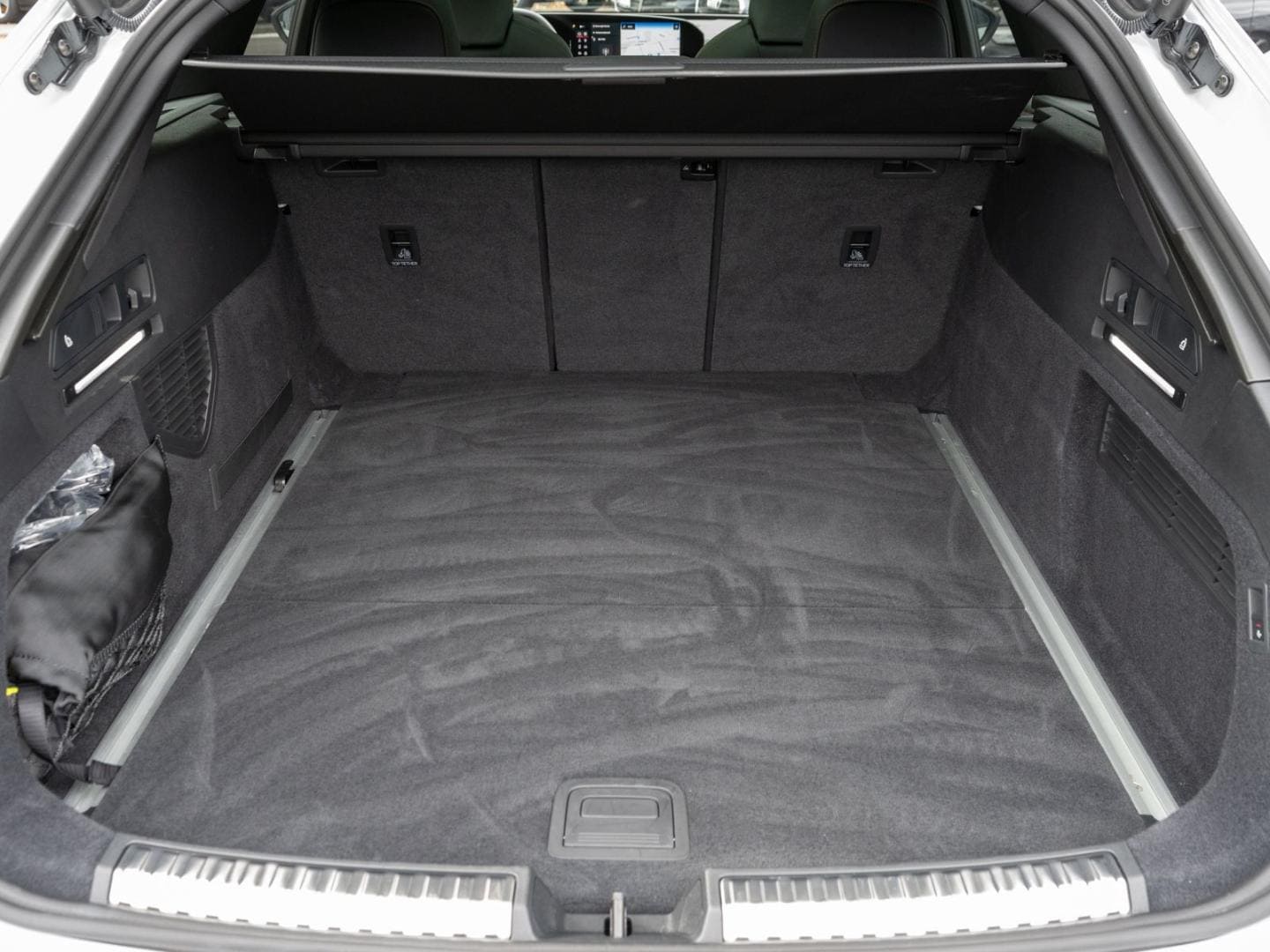 Bild über Audi A6 Avant edition one TDI quattro 150 kW S tronic - für weitere Informationen kontaktieren Sie den Audi Partner