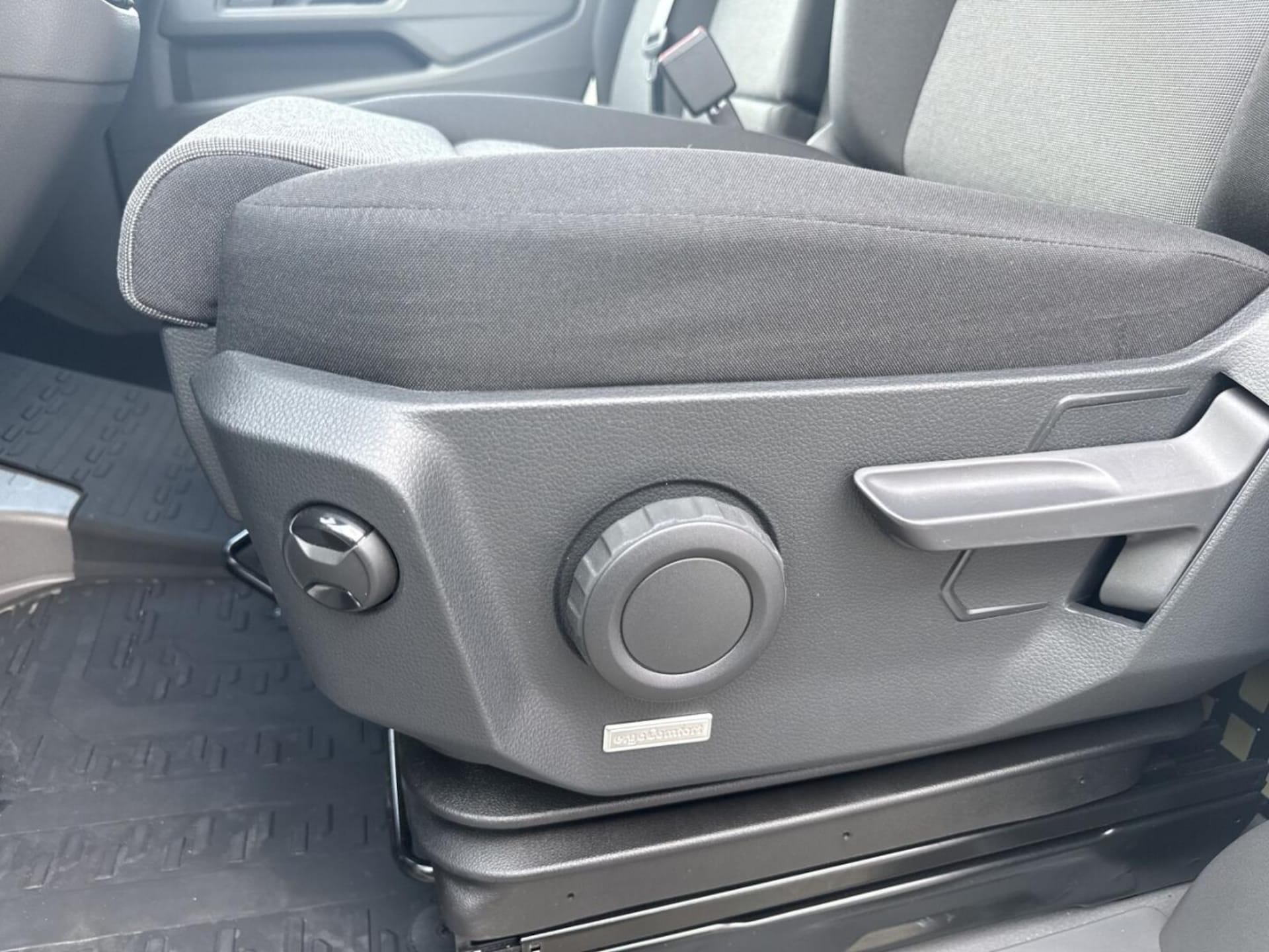 Volkswagen Crafter Furgon długi rozstaw osi