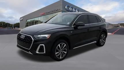 2022 Audi Q5 45 Premium Plus's photo