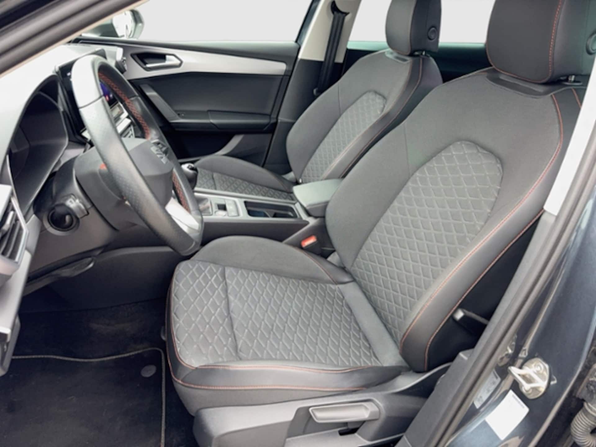 SEAT Leon Sportstourer FR
