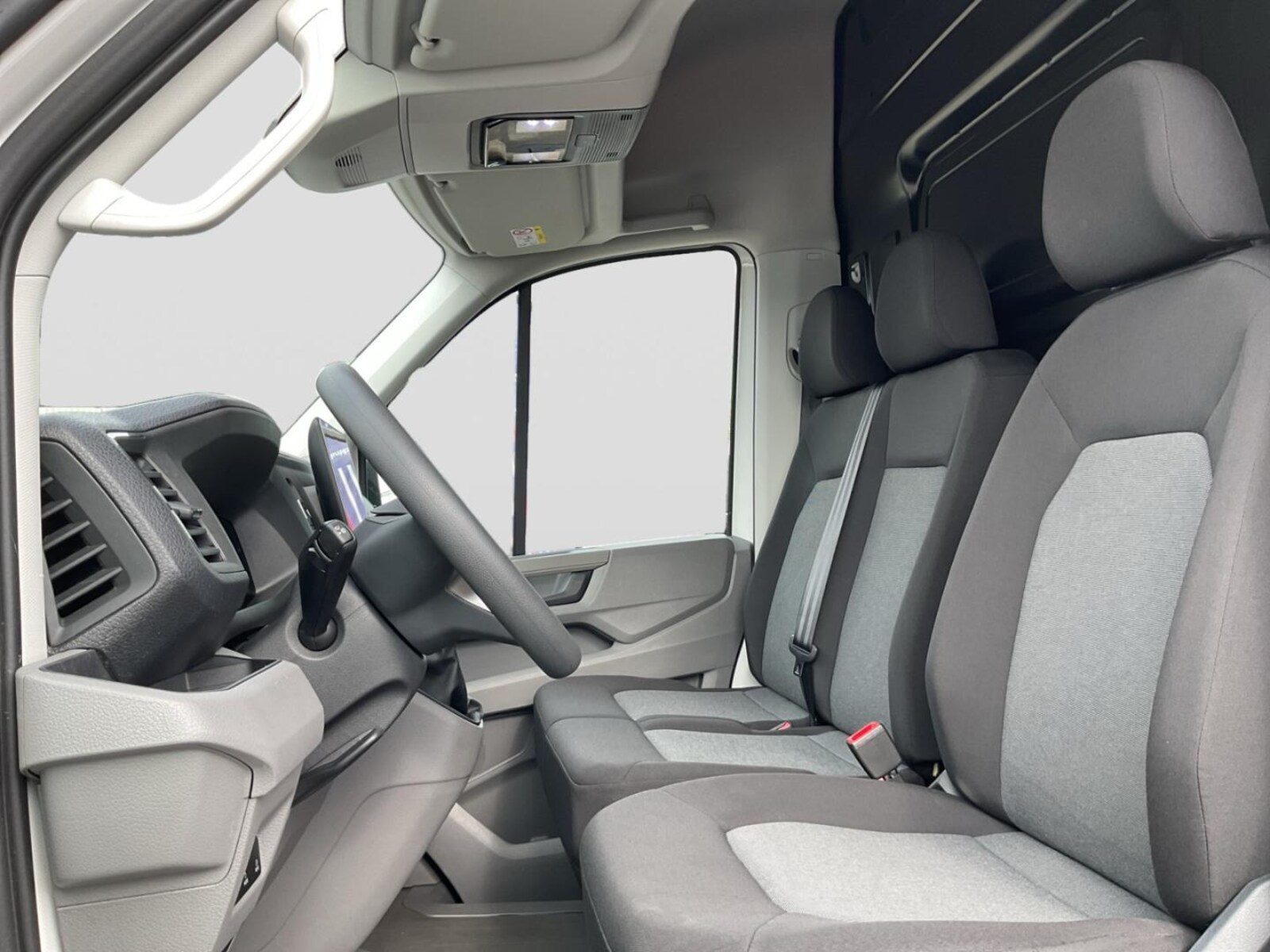 Volkswagen Crafter Kasten mittlerer Radstand – Bild 9