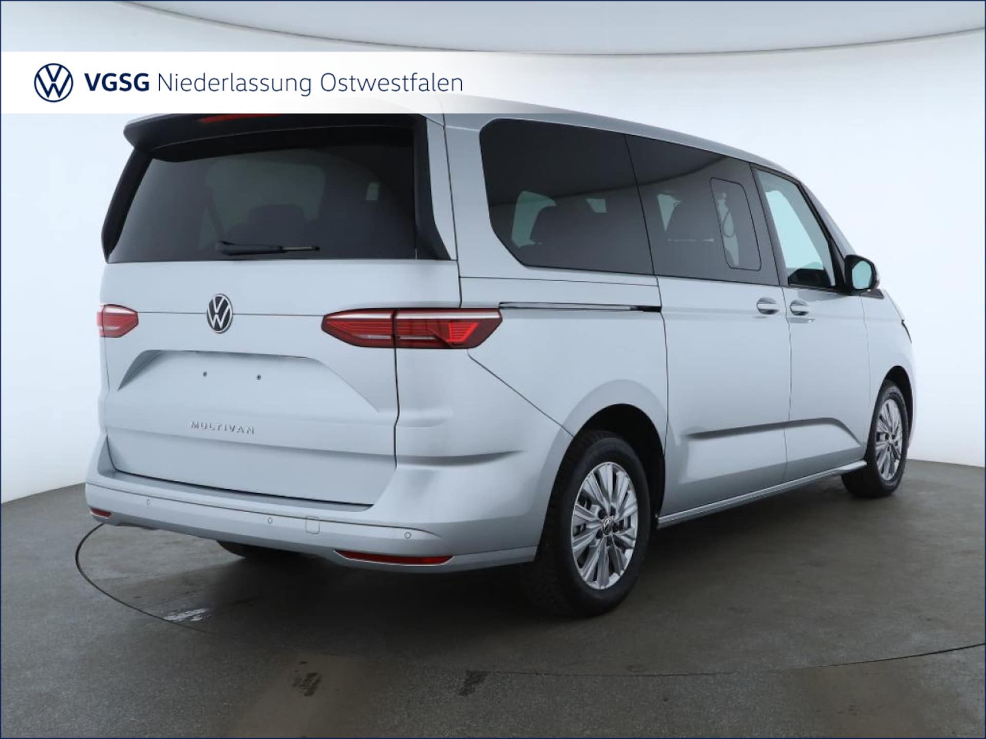 Volkswagen Multivan Langversion Basis-Modell