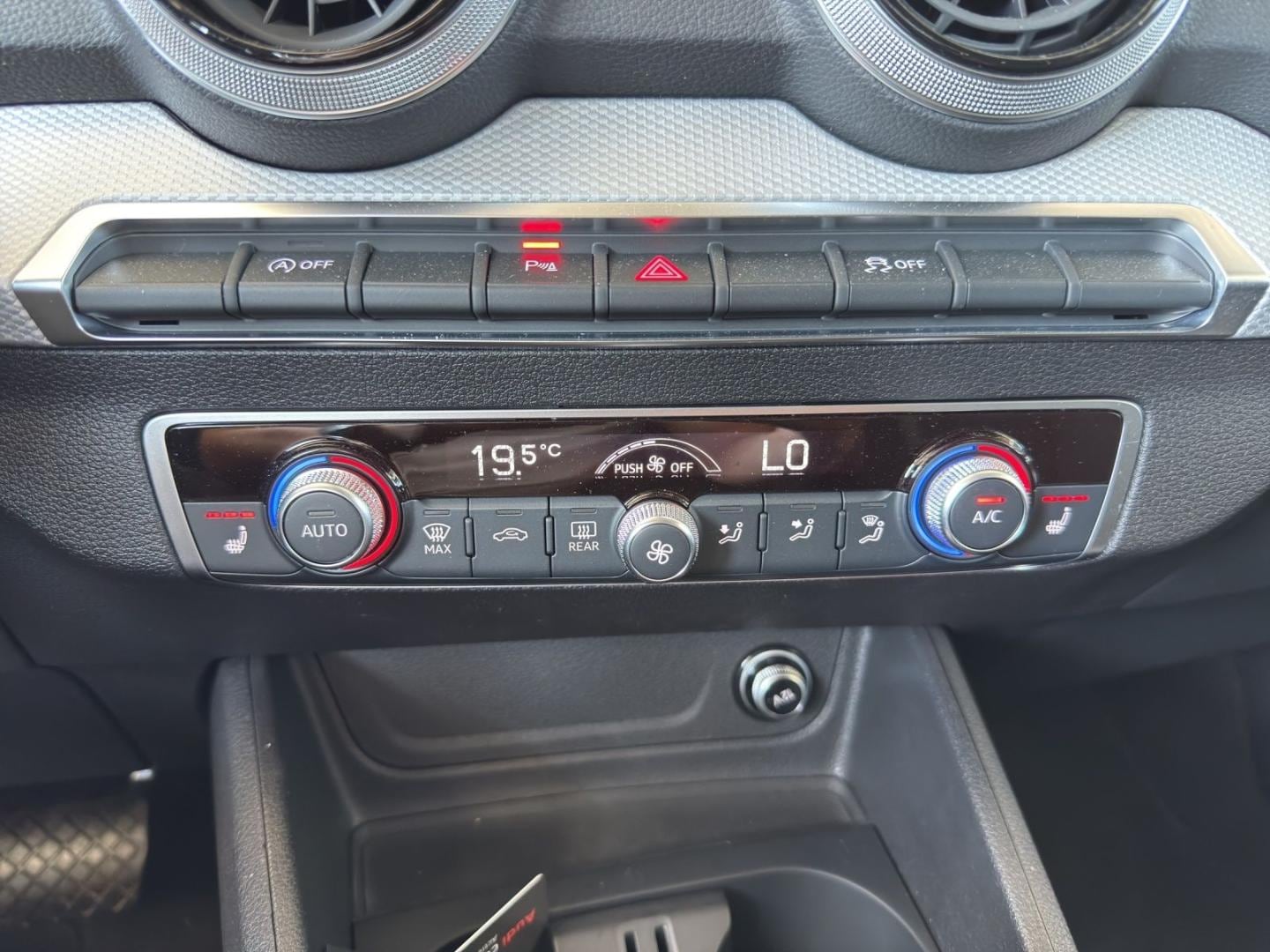 Bild über Audi Q2 advanced 35 TFSI S tronic - für weitere Informationen kontaktieren Sie den Audi Partner