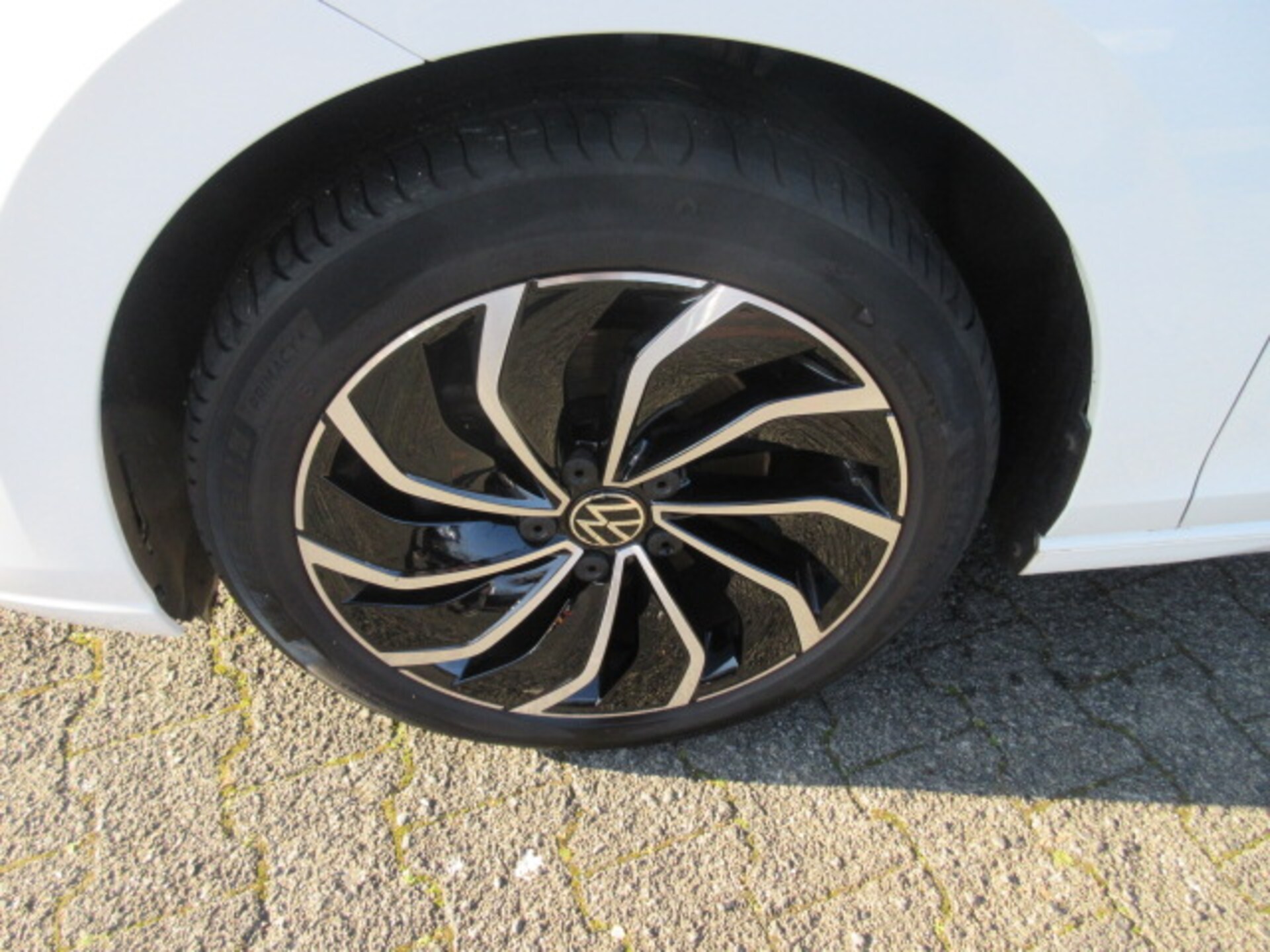 Volkswagen Golf Life