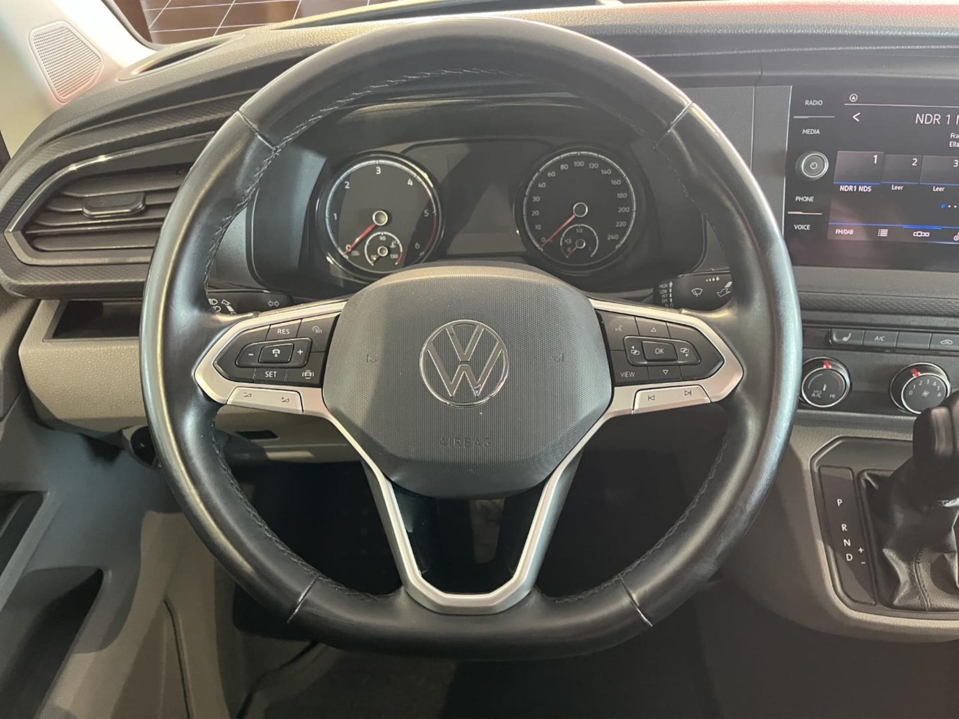 Volkswagen T6.1 Transporter Kasten kurzer Radstand