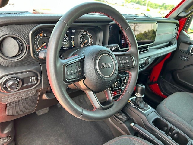 2024 Jeep Wrangler 4-Door Rubicon - Photo 16