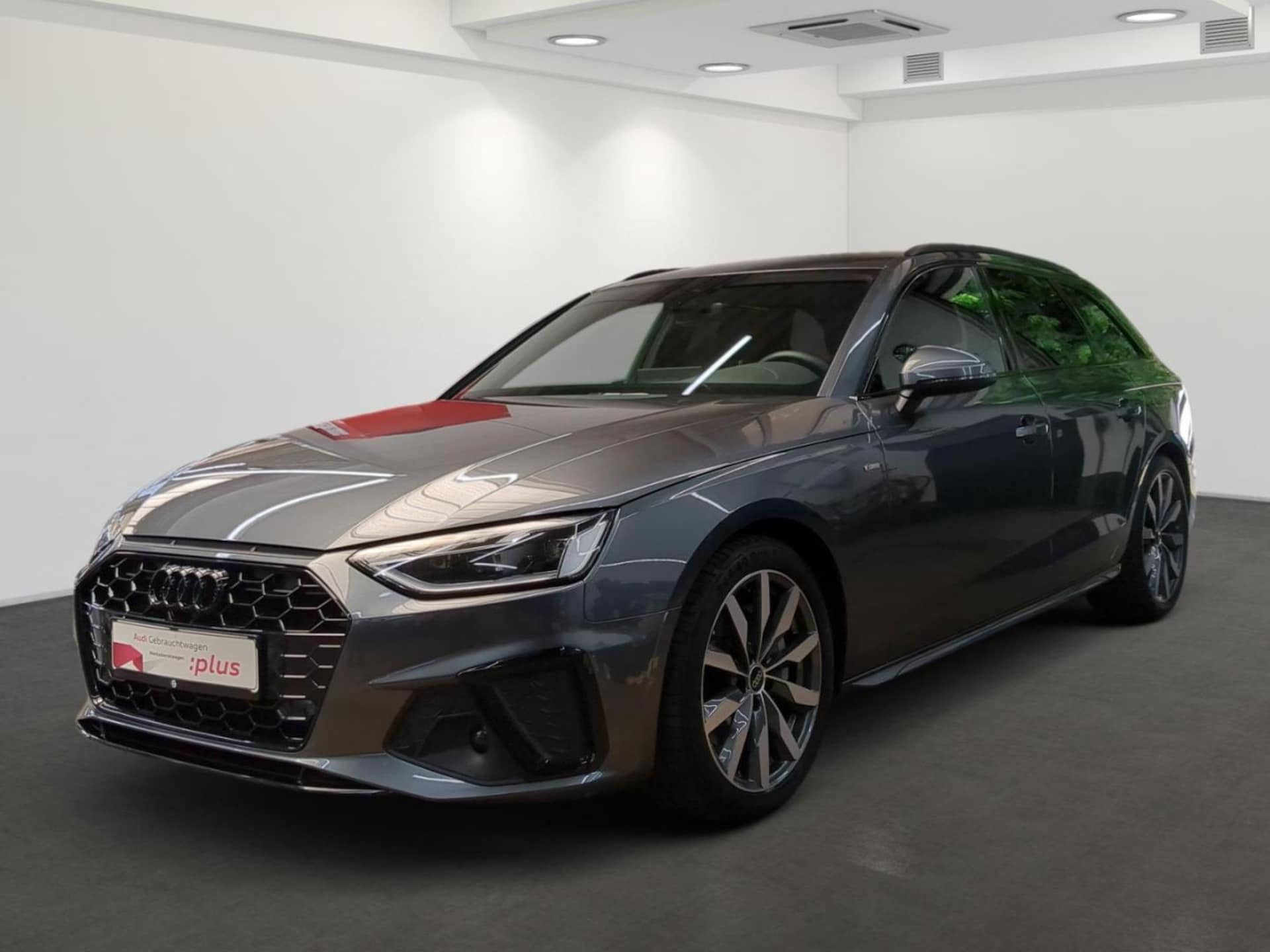 Audi A4 Avant S line