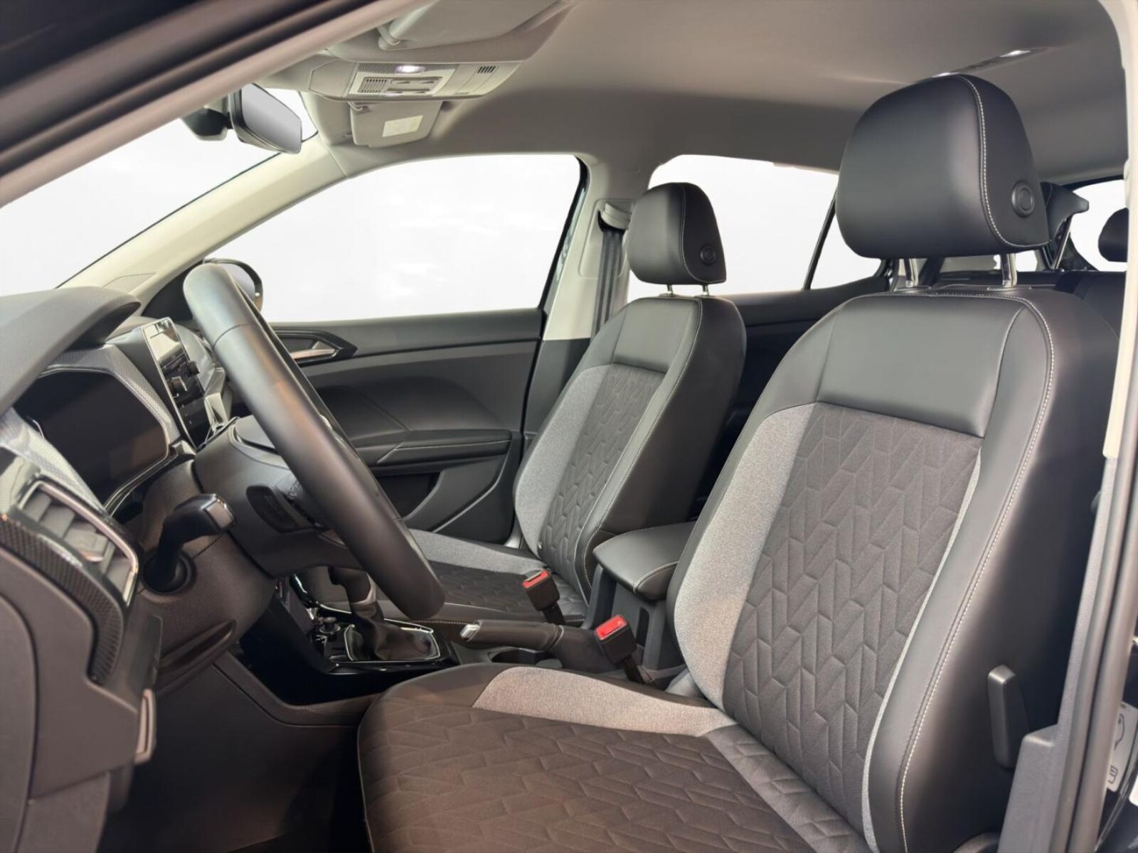 Volkswagen T-Cross – Bild 10