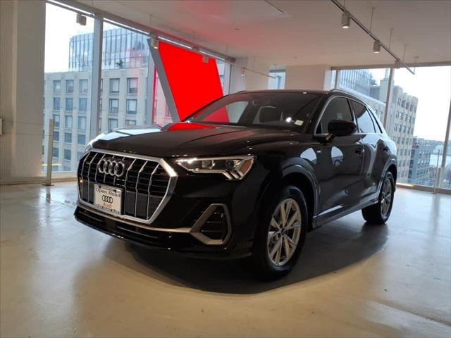 2025 Audi Q3 S Line Premium