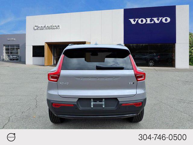 2026 Volvo XC40