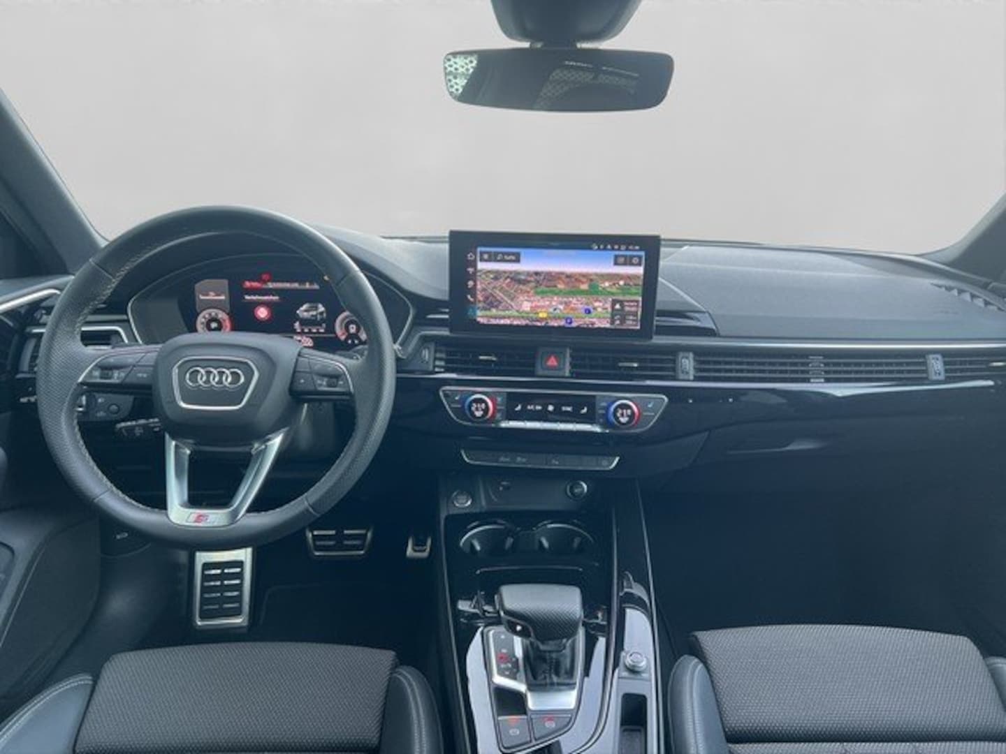 Bild über Audi A4 Avant S line 35 TFSI S tronic - für weitere Informationen kontaktieren Sie den Audi Partner