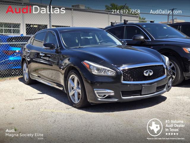 2017 INFINITI Q70L 3.7