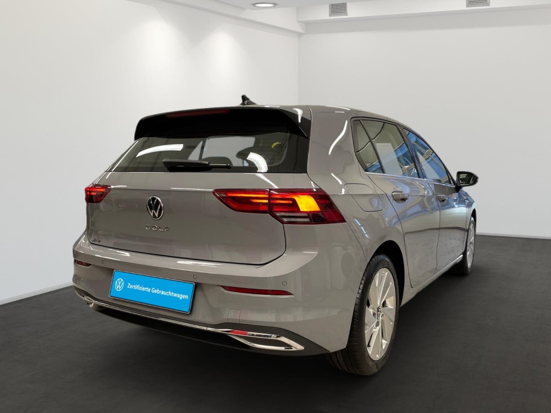 Volkswagen Golf Style