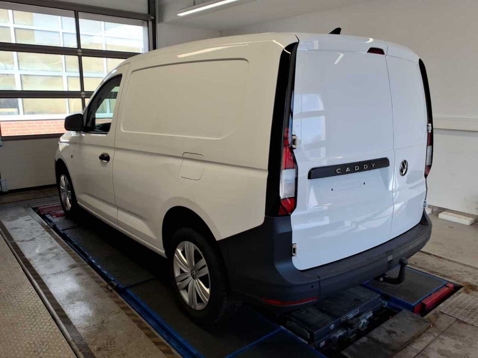 Volkswagen Caddy Cargo – Bild 4