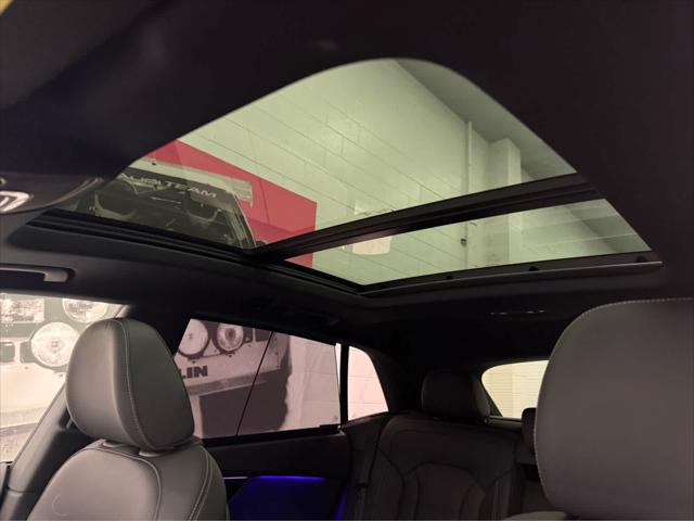 2024 AUDI Q8 - Image 13