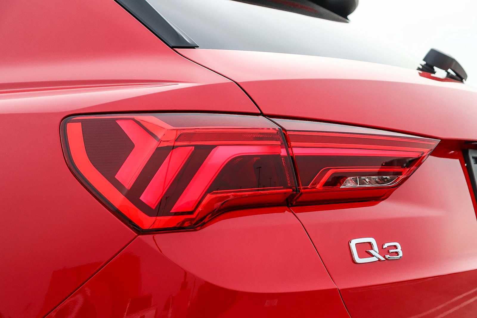 2025 Audi Q3 S Line Premium - Photo 10