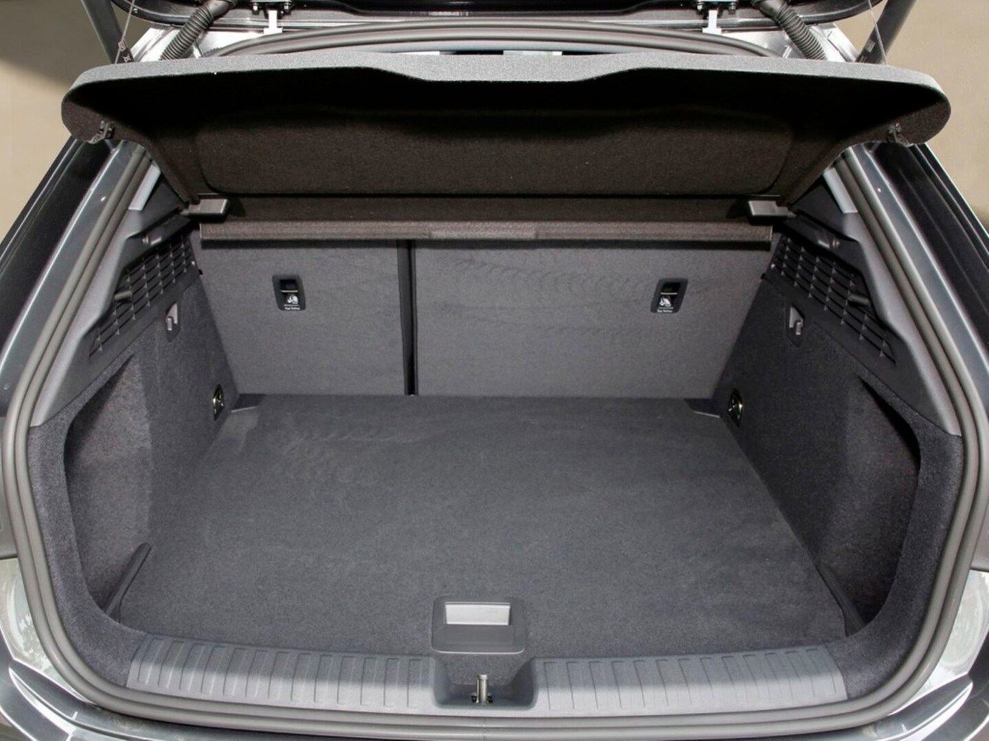 Bild über Audi A3 Sportback S line TFSI quattro 150 kW S tronic - für weitere Informationen kontaktieren Sie den Audi Partner