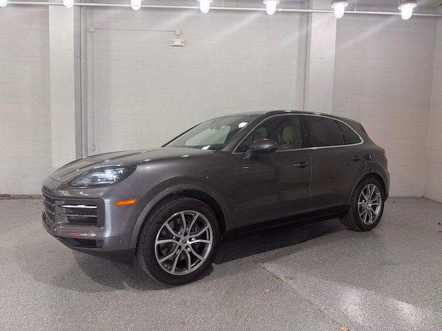 Photo of 2025 Porsche Cayenne 
