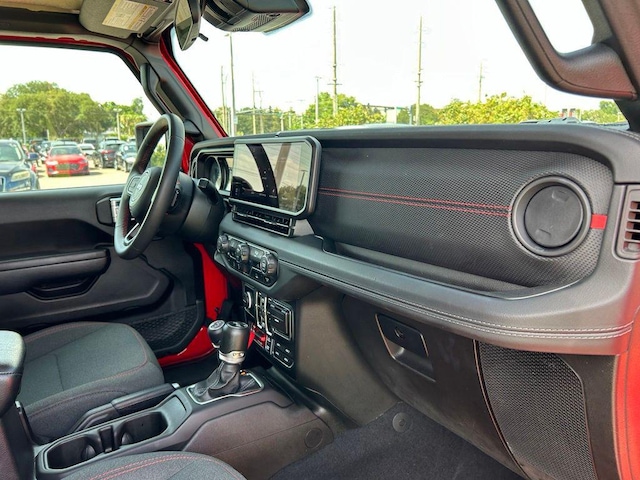 2024 Jeep Wrangler 4-Door Rubicon - Photo 37
