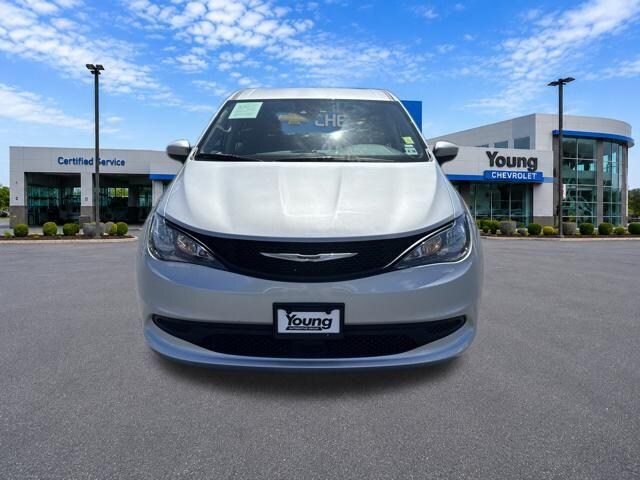 2023 Chrysler Voyager