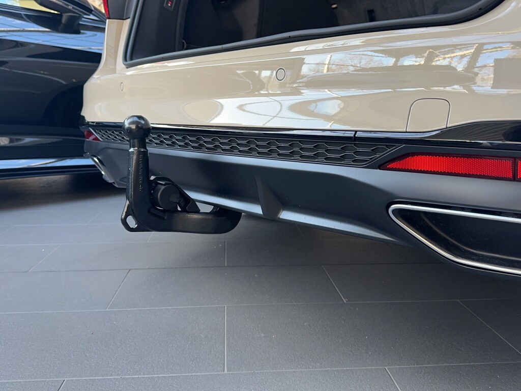 Image about Audi A4 Avant S line 40 TDI quattro S tronic