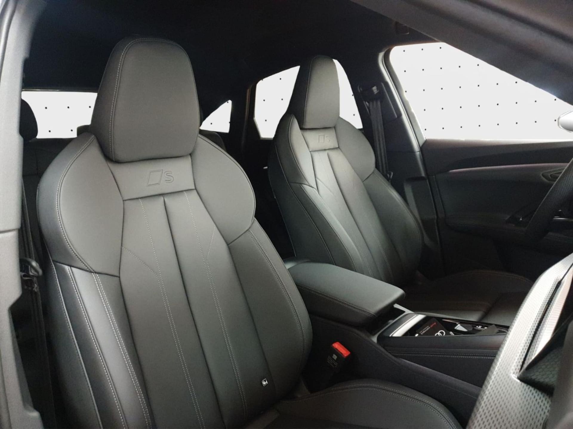 Audi Q5 Sportback edition one