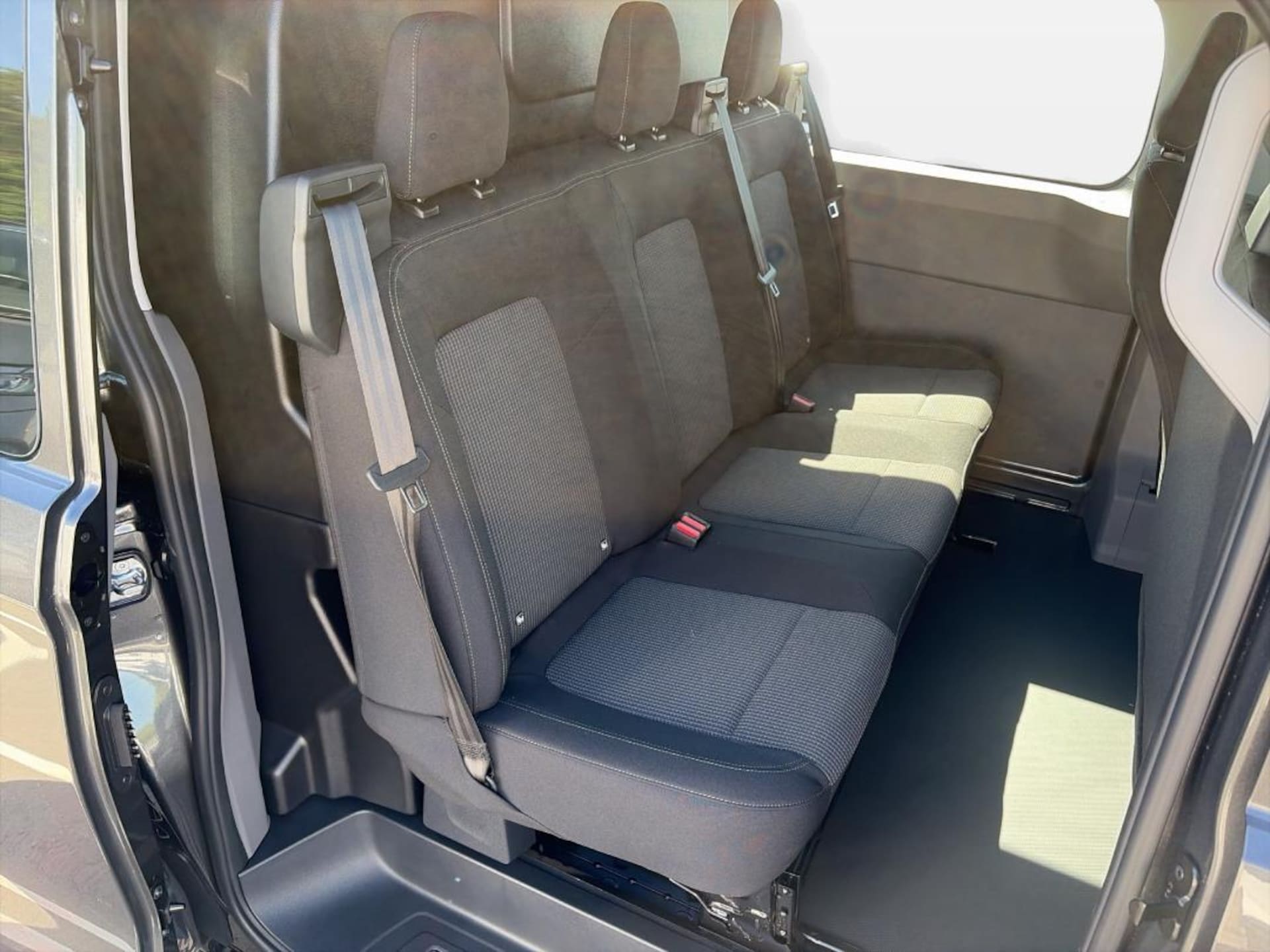 Volkswagen Transporter Kasten kurzer Radstand Plus