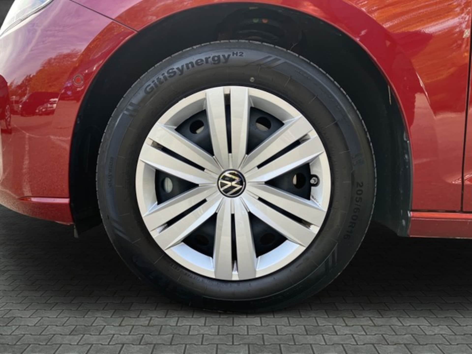 Volkswagen Caddy Maxi Basis-Modell