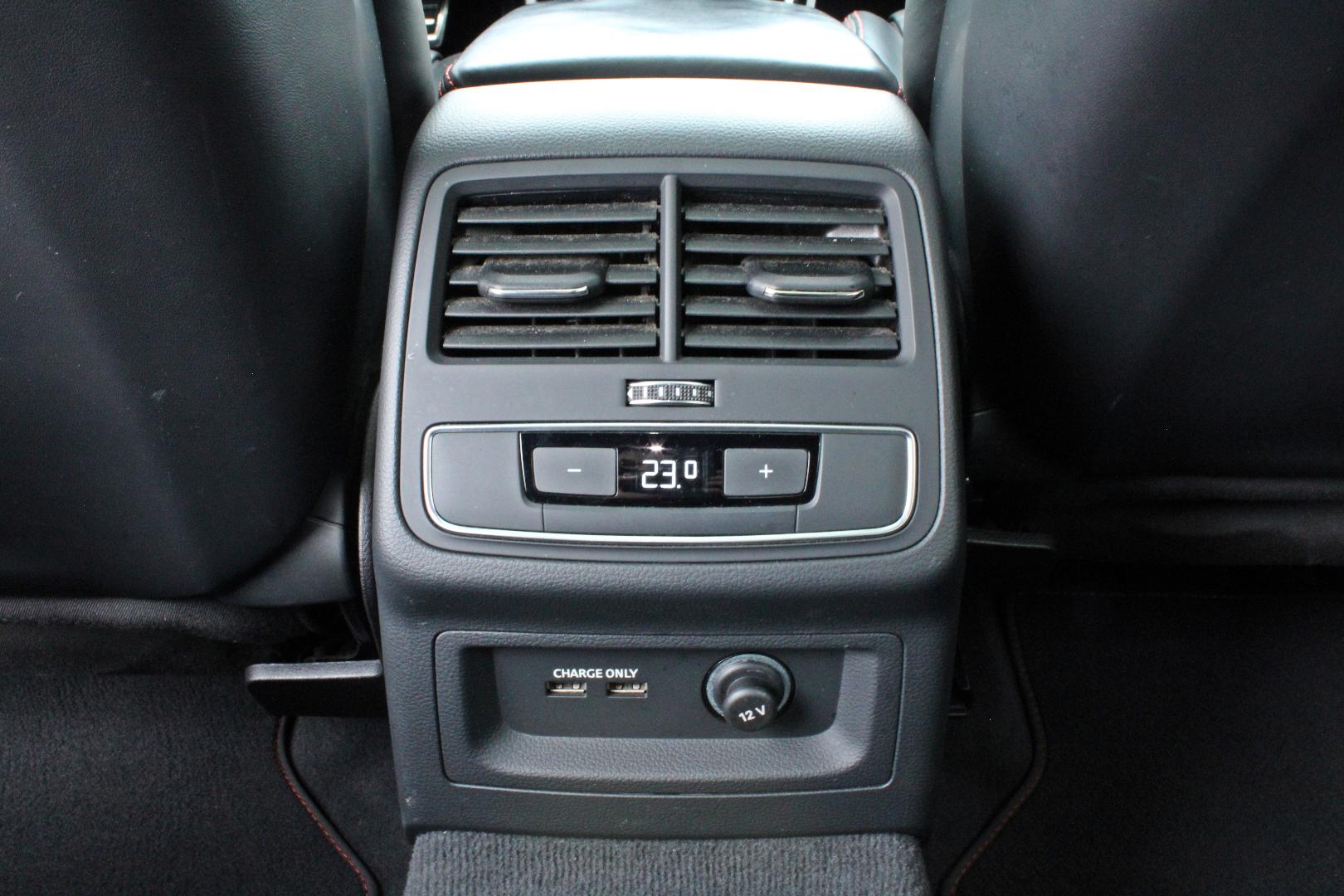 Image about Audi RS 4 Avant TFSI quattro tiptronic